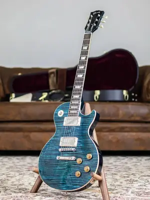 Gibson Custom Shop Les Paul 2009, finition Paon Figuré, manche en C, 22 frettes - Miniature 3