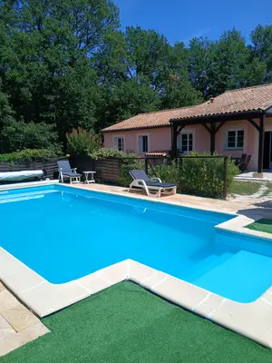 Location vacance 6 personnes avec piscine privée