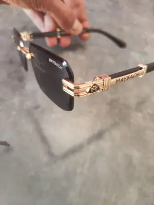 Lunettes de soleil Maybach neuves