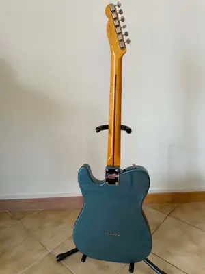 Fender Standard Telecaster 2013 Made in Mexico Lake Placid Blue avec étui - Miniature 2