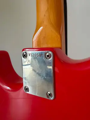 Fender American Vintage ’62 Stratocaster Reissue USA 2000 Fiesta Red, documents d’origine - Miniature 4