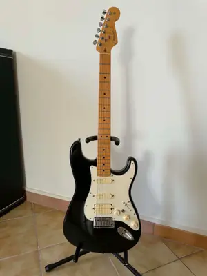 Guitare Fender Stratocaster 920D Custom Shop avec micros Seymour Duncan et étui rigide