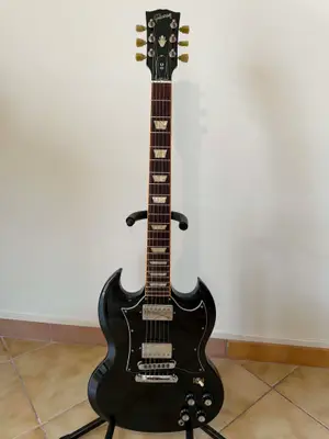 Gibson SG Standard Ebony USA 2011 avec étui et documents, excellent état