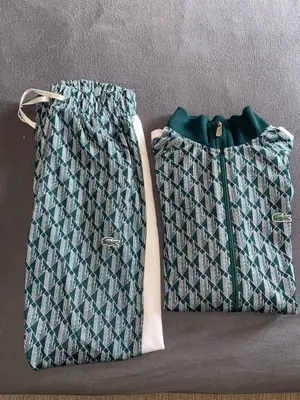 Ensemble Lacoste 1:1 - Qualité premium