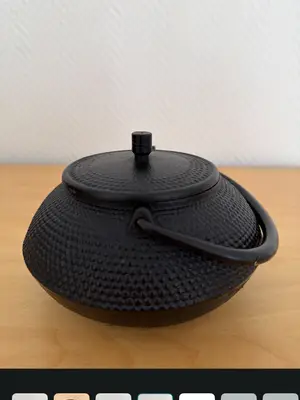 Théière japonaise en fonte noire Tetsubin Arare