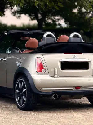 Mini Cooper Cabriolet 1.6 essence 2008 - 180 000 km - Miniature 5