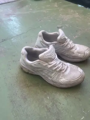 Asics neuf - Prix négociable - Miniature 2