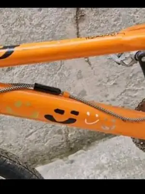 Vélo en excellent état - Miniature 3