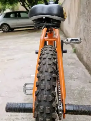 Vélo en excellent état - Miniature 5