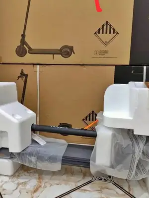 Scooter en bon état - Miniature 5
