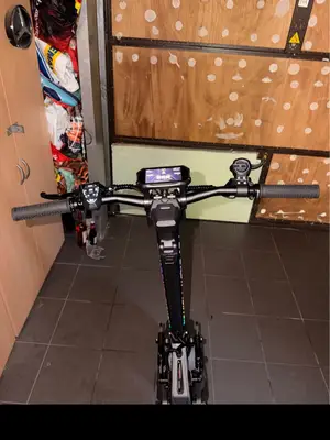 Trottinette disponible - Miniature 2