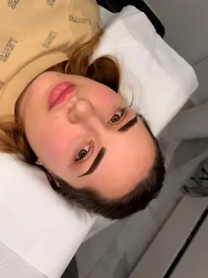 Microblading, microshading et micropigmentation des lèvres en promotion - Miniature 4