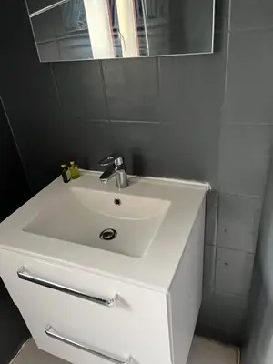 Chambre en colocation à Leytron, en Suisse - Miniature 2