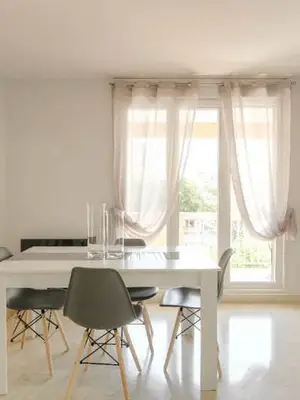 Location T2 meublé sur 69008 Lyon de 41m² - Miniature 4