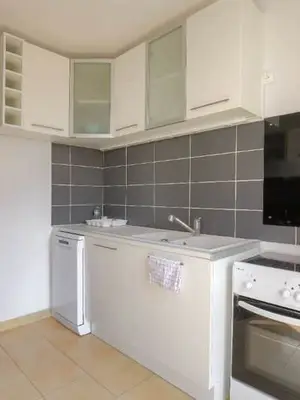 Location T2 meublé sur 69008 Lyon de 41m² - Miniature 6