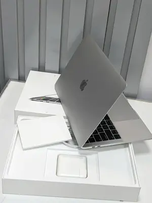 MacBook Air M5 13 pouces 16 Go 512 Go SSD, état quasi neuf - Miniature 2