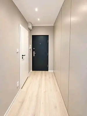 Maison a louer et à vendre.Logement avec 3 chambres, salon, cuisine, 3 douches et terrasse - Miniature 2