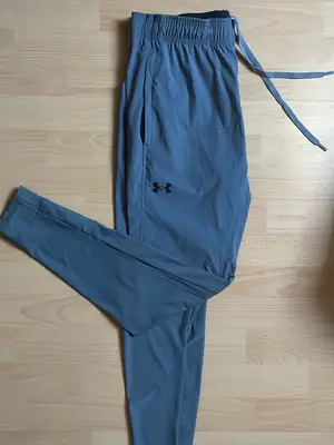 Pantalon de sport Under Armour Hybride homme gris avec taille élastique