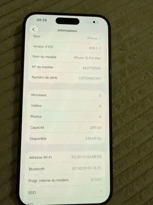 Apple iPhone 15 Pro Max 256 Go bleu, très bon état, batterie à 90 % - Miniature 3