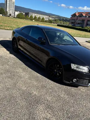 Audi A5 2008 en excellent état avec 8 jantes alu été/hiver - Miniature 5