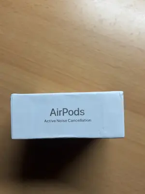 Apple AirPods 4 avec réduction de bruit, en très bon état et avec boîte - Miniature 4
