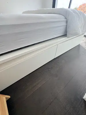 Cadre de lit MALM IKEA 2 places comme neuf - Miniature 2