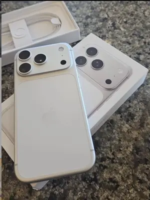 iPhone 17 à vendre - Miniature 2