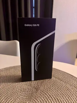 Samsung Galaxy S26 FE neuf, jamais ouvert et encore scellé, sans facture ni garantie