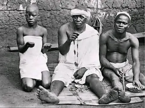 Aides spirituelles aux personnes - Photo 1