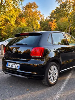 Volkswagen Polo 1.6 TDI diesel de 2013, boîte manuelle, 230 000 km - Miniature 3