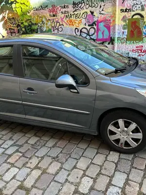 Peugeot 207 - Miniature 5