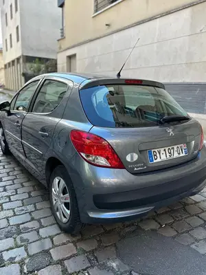 Peugeot 207 - Miniature 3