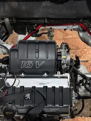 Moteur Peugeot - Miniature 3