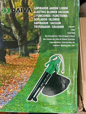 Aspirateur souffleur électrique DAIVA 3000W neuf avec fonction broyeur