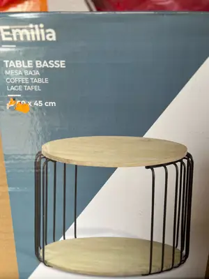 Table basse moderne 60/45 cm neuve