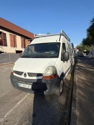 Renault Master II 2.5 dCi - Utilitaire L2/L3 - Miniature 2