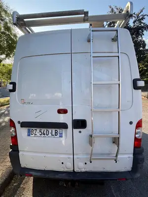 Renault Master II 2.5 dCi - Utilitaire L2/L3 - Miniature 3