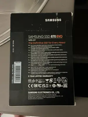 Samsung 870 EVO 1To SSD 2,5" SATA III - 560 Mo/s - Miniature 2