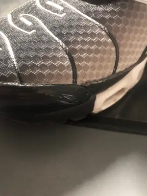 Paire de Nike TN Air avec une petite rayure à l’avant - Miniature 5