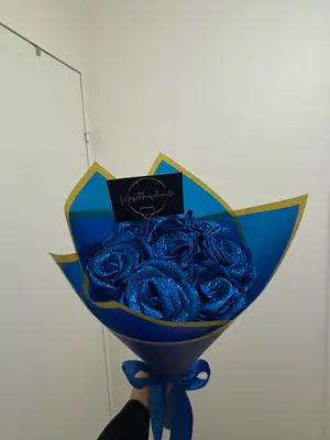Bouquet de 8 roses bleues