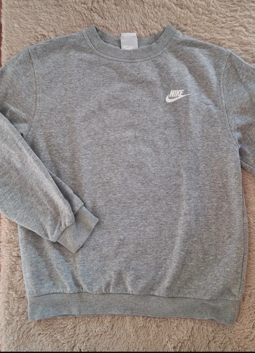 Sweat-shirt Nike enfant gris chiné, taille 147-158 cm, très bon état - Photo 1