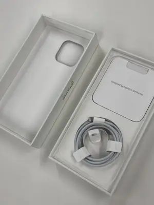 iPhone 14 Pro Max 256 Go Or - Neuf sous blister - Miniature 2