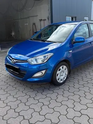 Hyundai i20 1.2 essence 2014, 5 portes, 84 ch, 161 000 km - Miniature 2