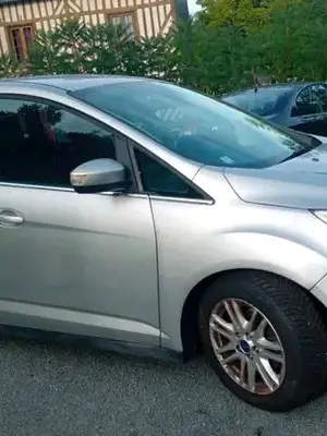 Ford C-MAX 1.6 TDCi 115 Titanium X, gris, 5 portes, 198 400 km, 2014 - Miniature 3