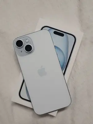 iPhone 15 - À vendre