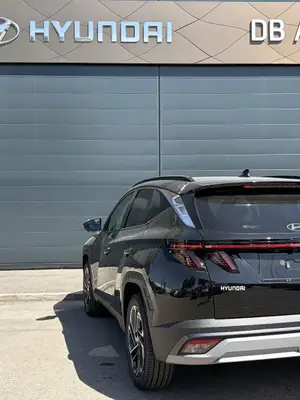 Hyundai Tucson à louer 350 € par semaine, achat possible avec apport - Miniature 2