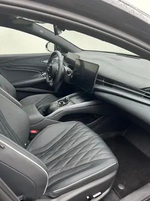 BYD Seal disponible pour activité VTC - 375 € par semaine - Miniature 3