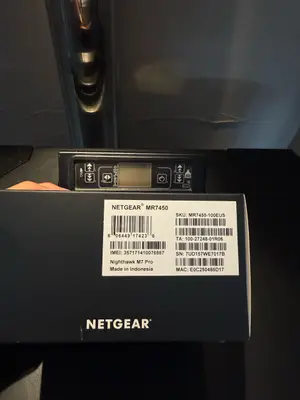 Routeur Netgear Nighthawk M7 PRO - Miniature 3