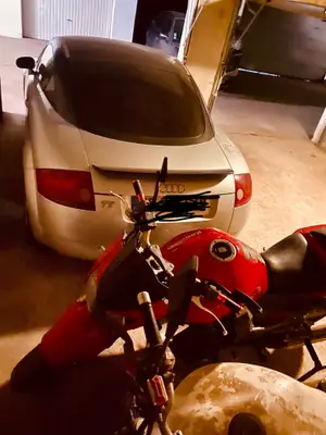 Belle Audi Coupé - Déménagement, petit prix à débattre