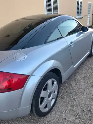 Belle Audi Coupé - Déménagement, petit prix à débattre - Miniature 5